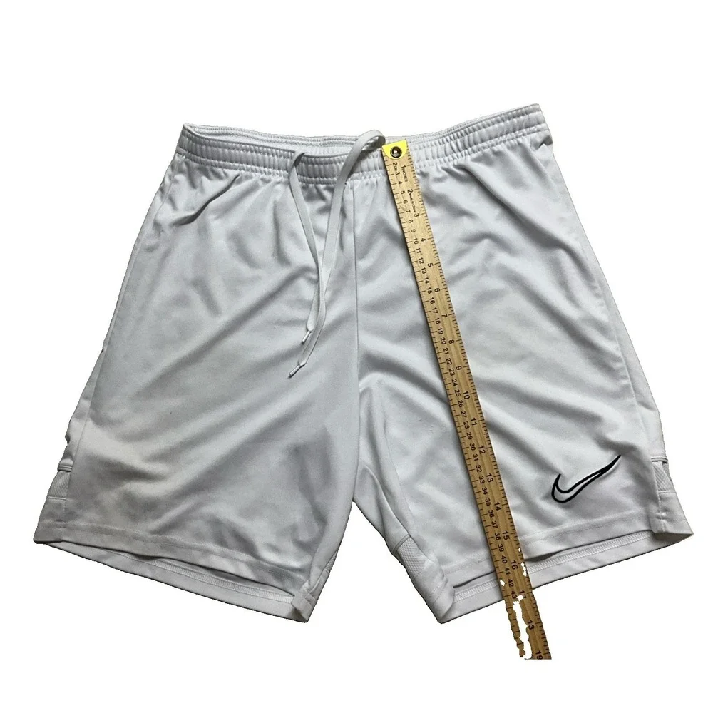 Nike Shorts White Black Swoosh Basketball Gym Dri-Fit Size M